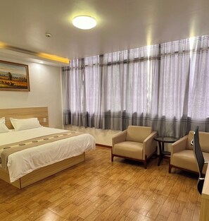 Schallisolierte Zimmer, Bügeleisen/Bügelbrett