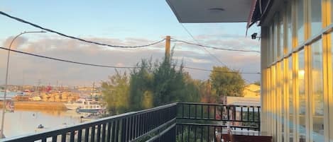 Vue sur la ville depuis lâhĂ©bergement