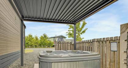 Aura Chalet (Pet Friendly)