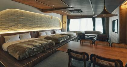 illi Rom Hamamatsucho