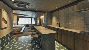Ảnh chưa phân loại, 4 trong số 38 ảnh, nút
