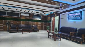 Desk, laptop workspace, free WiFi