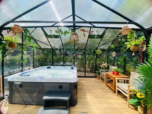 Morning Glory: Huisje Forest. Stijlvolle en Luxe Accommodatie