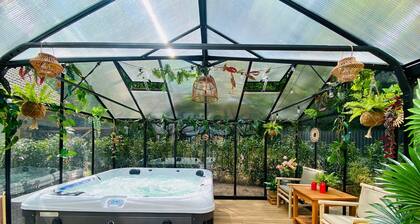 Morning Glory: Huisje Forest. Stijlvolle en Luxe Accommodatie