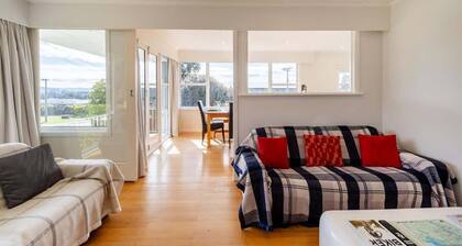 All Seasons Escape | Great Hilltop Location