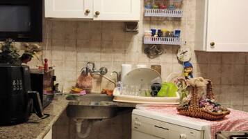 Microwave, oven, stovetop, dishwasher