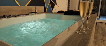 LG - Olympe Cachemire for a romantic getaway in Boulay