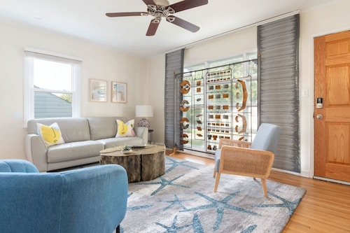 Peaceful Gem! Fenced Yard & Near Downtown!