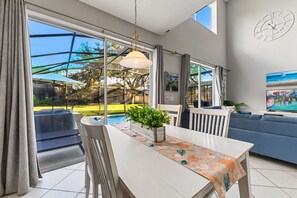 Dining - Private Pool + Game-Themed 6BR Retreat Near Disney (Kissimmee)
