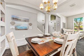 Dining - Private Pool + Game-Themed 6BR Retreat Near Disney (Kissimmee)