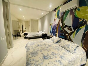 1 bedroom, desk, iron/ironing board, WiFi