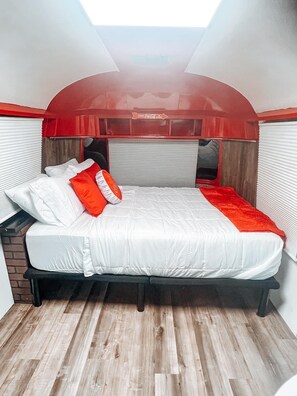 Room - Coke and a Smile close to Rocker B w/ hot tub (Graford)