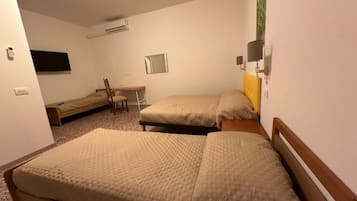 1 chambre, bureau, fer et planche Ă repasser, Wi-Fi