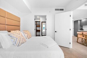 1 chambre, fer et planche à repasser, Wi-Fi, literie fournie