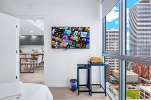 1 habitación, tabla de planchar con plancha, wifi y ropa de cama 