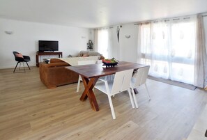 5 Schlafzimmer, WLAN, Bettwäsche