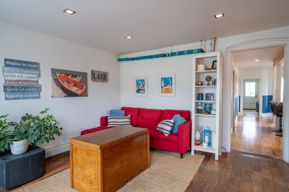 The Granby2 Bedrooms Apt Lake Front 10 min Zoo Granby Vrbo