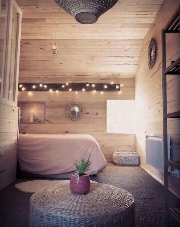 1 bedroom, iron/ironing board, WiFi, bed sheets - La Petite Maison (SAULIEU)