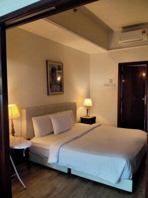 Appartamento Deluxe, vista città | 1 camera, biancheria da letto di alta qualità, Wi-Fi gratuito