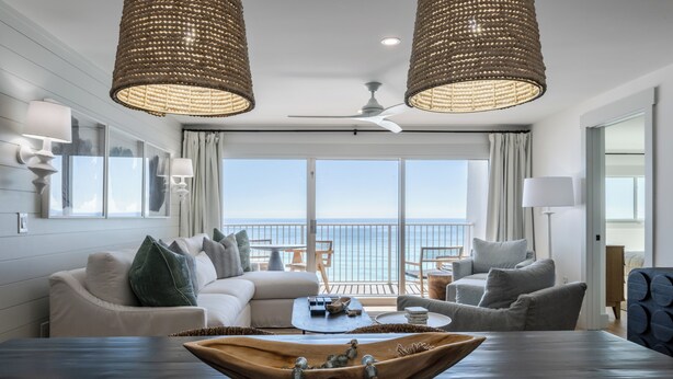 Smart TV - Summer Lovin’ Beachfront Condo, Pool, Tennis Courts (Miramar Beach)