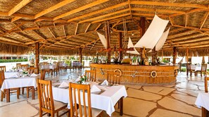 7 restaurants, breakfast, lunch, dinner served; international cuisine 