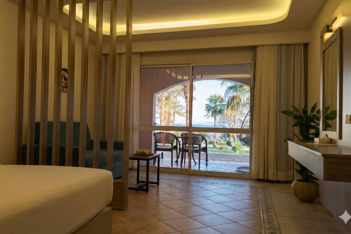 Royal Club Sea View Room | Premium bedding, free minibar, in-room safe, blackout drapes