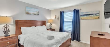 6 habitaciones, tabla de planchar con plancha, wifi y ropa de cama