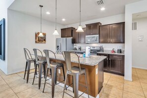 Fridge, microwave, oven, stovetop - Family-Friendly Villa w Pool, Hot Tub & Game Room (Kissimmee)