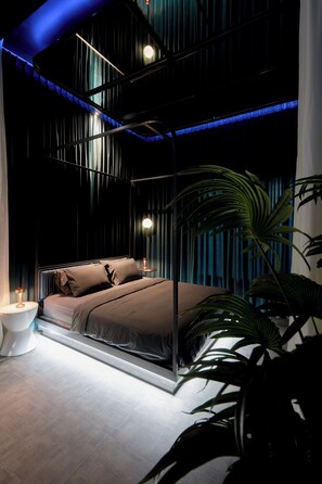 1 habitación, escritorio, tabla de planchar con plancha y wifi gratis 