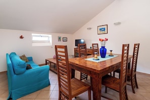 Family Apartment | Dining room - La Mela apartment (Meta)