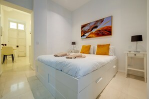 1 bedroom, iron/ironing board, free WiFi, bed sheets