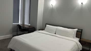 3 slaapkamers, een strijkplank/strijkijzer, wifi, beddengoed