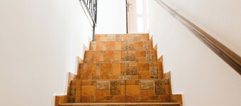 Locart - Brasov's Cozy Downtown Apartment, near Black Church with Free Wi-fi