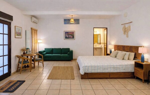 1 bedroom, desk, iron/ironing board, free WiFi
