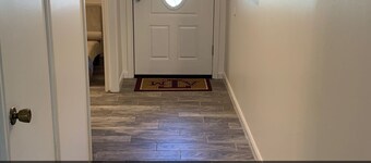 AggieLand Vacation House!  Charming 3-BR 2-BA only 3 miles from Texas A&M Campus