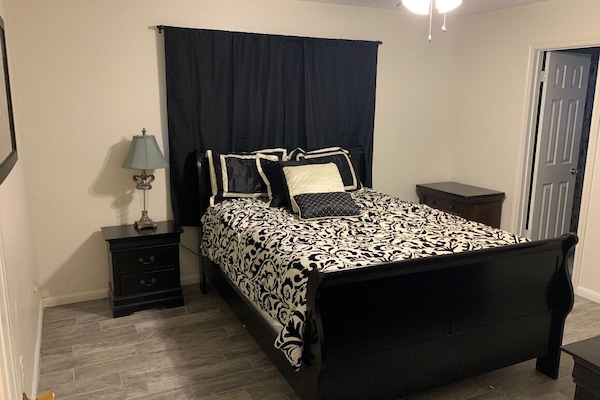 3 quartos, ferros/tábuas de passar roupa, berço de viagem, Wi-Fi