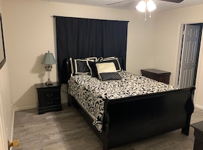 3 bedrooms, iron/ironing board, travel cot, WiFi