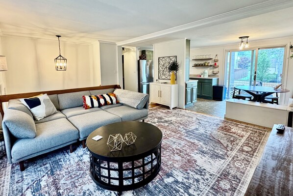 Una Smart TV, libros