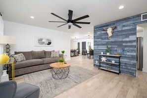 Unclassified image, 3 of 42, button