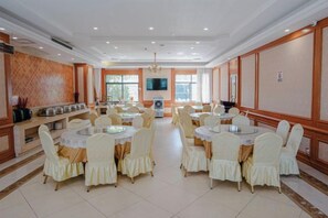 تناول الطعام