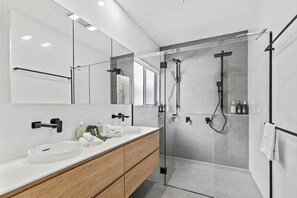 Hair dryer, towels