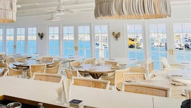 Dining - Manly Oasis 5BR - 3 King Beds, Pool, BBQ (Manly)