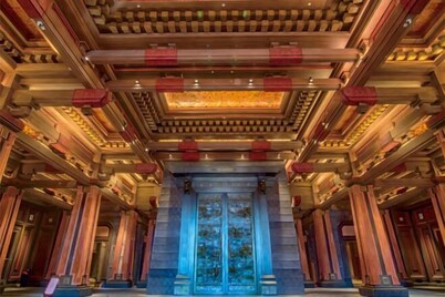 Gulong Hotel (Hanzhong High-speed Railway Station Wanbang)