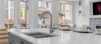 Contemporary Luxury modern charming retreat