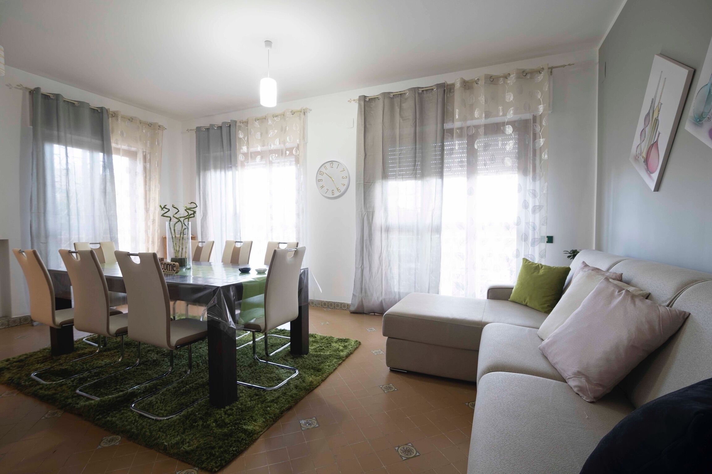 Télévision, cheminée