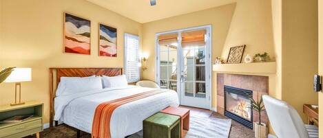 1 bedroom, desk, iron/ironing board, WiFi