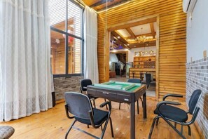 Game room - Moganshan Yingju Villa (Deqing)