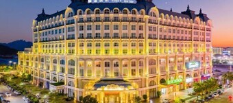 Noble Hotel