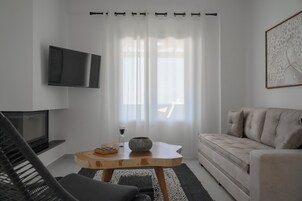 Smart TV 32 pulgadas con canales de televisión vía satélite