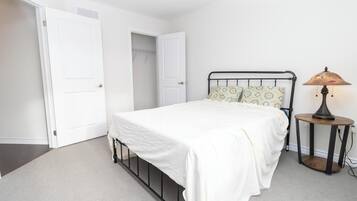 3 Schlafzimmer, Schreibtisch, WLAN, Bettwäsche